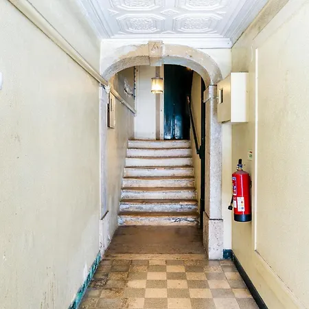 Camoes By Hill Lisboa