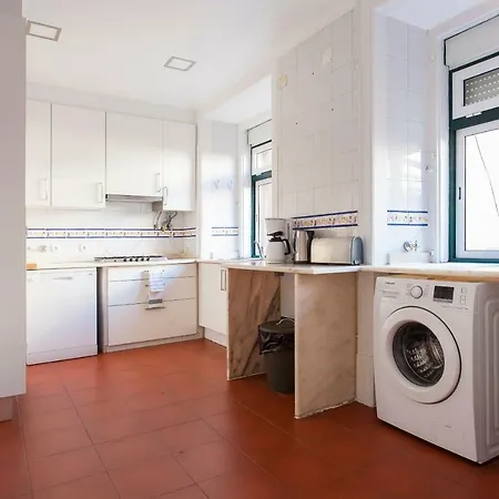 Camoes By Hill Lisboa