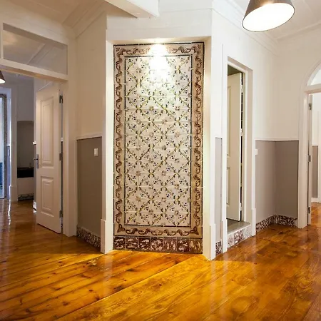 Camoes By Hill Apartment *