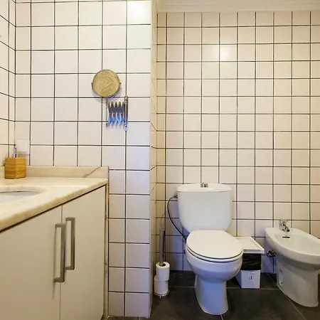 Camoes By Hill Lisboa