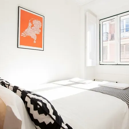 Camoes By Hill Lisboa